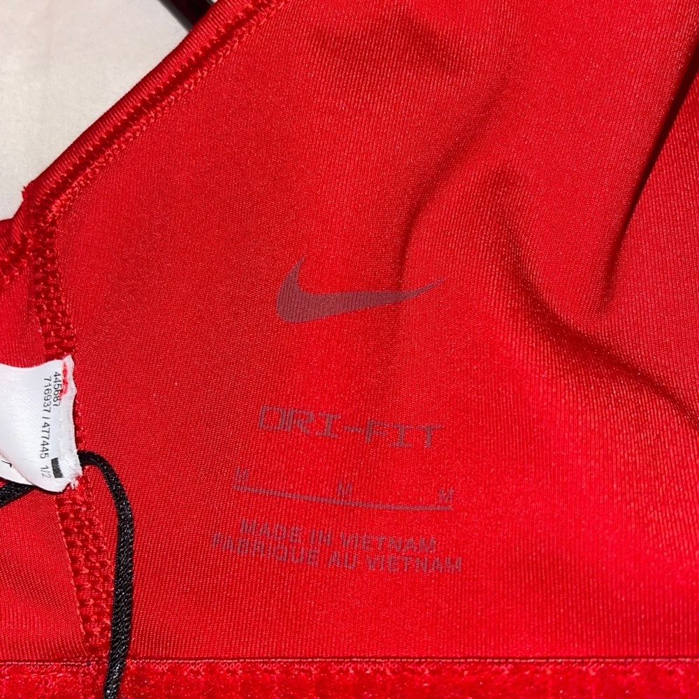 Nike Victory Compression Sports Bra Women's Candy Apple Red Size Medium NWOT - Picture 10 of 12